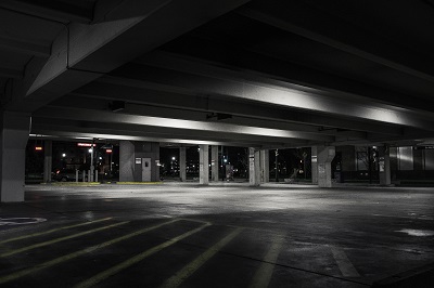 stacje ładowania parking podziemny
