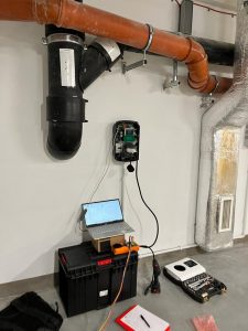 %Stacje ładowania samochodów elektrycznych%