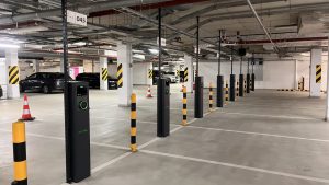 %Stacje ładowania samochodów elektrycznych%